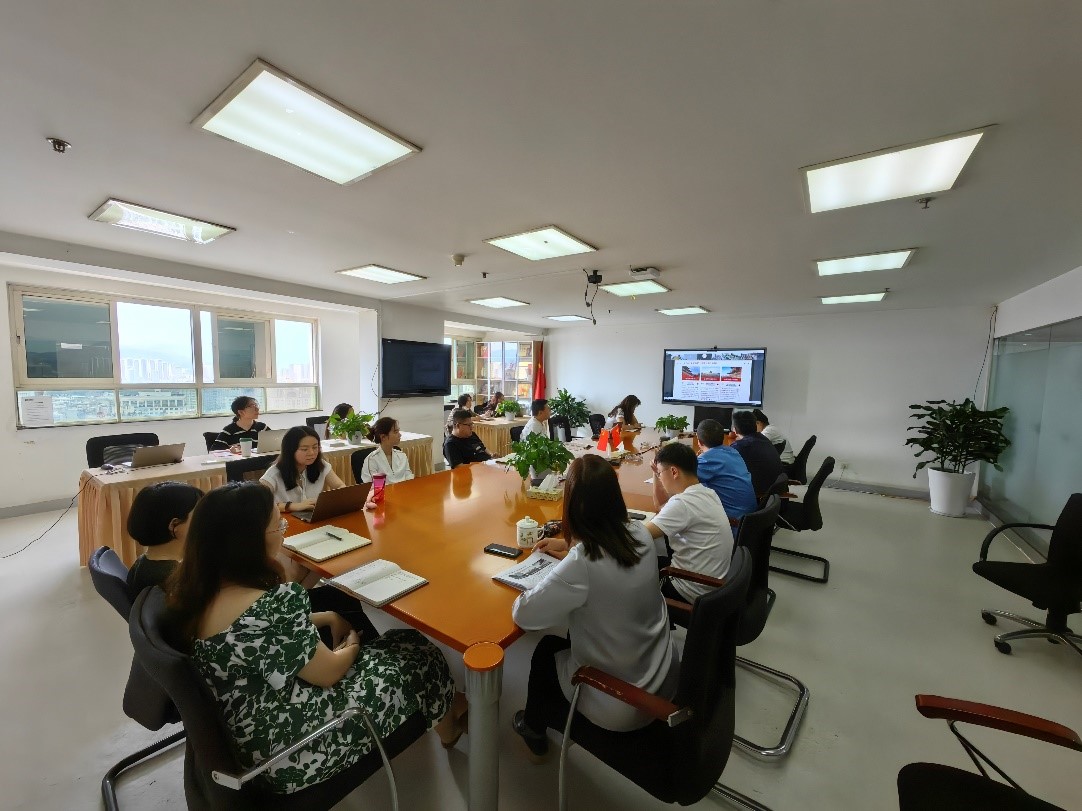 認真學習貫徹習近平新時代中國特色社會主義思想 堅定開啟三分類機遇期下信托公司戰略轉型新征程1.jpg
